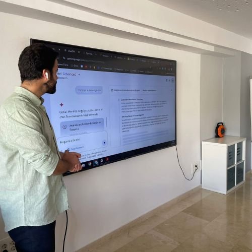 Aprendizaje digital y robótica innovadores para brprofesores de secundaria